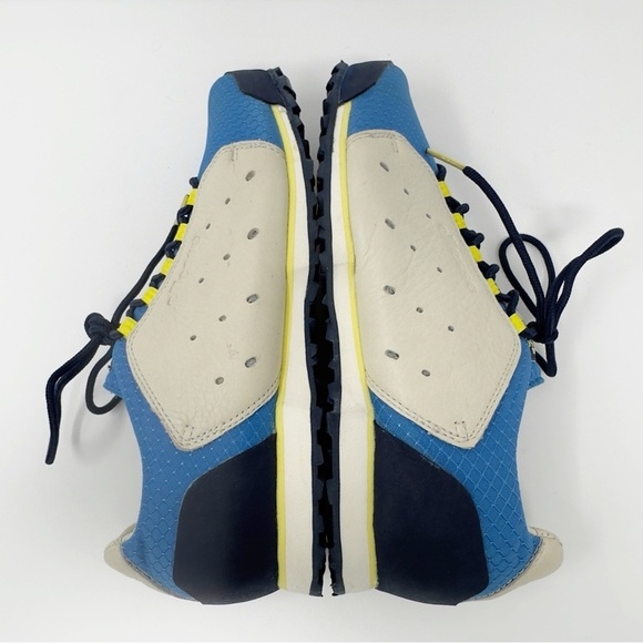 Ellesse Tennis or Pickleball Sneakers - Picture 9 of 11